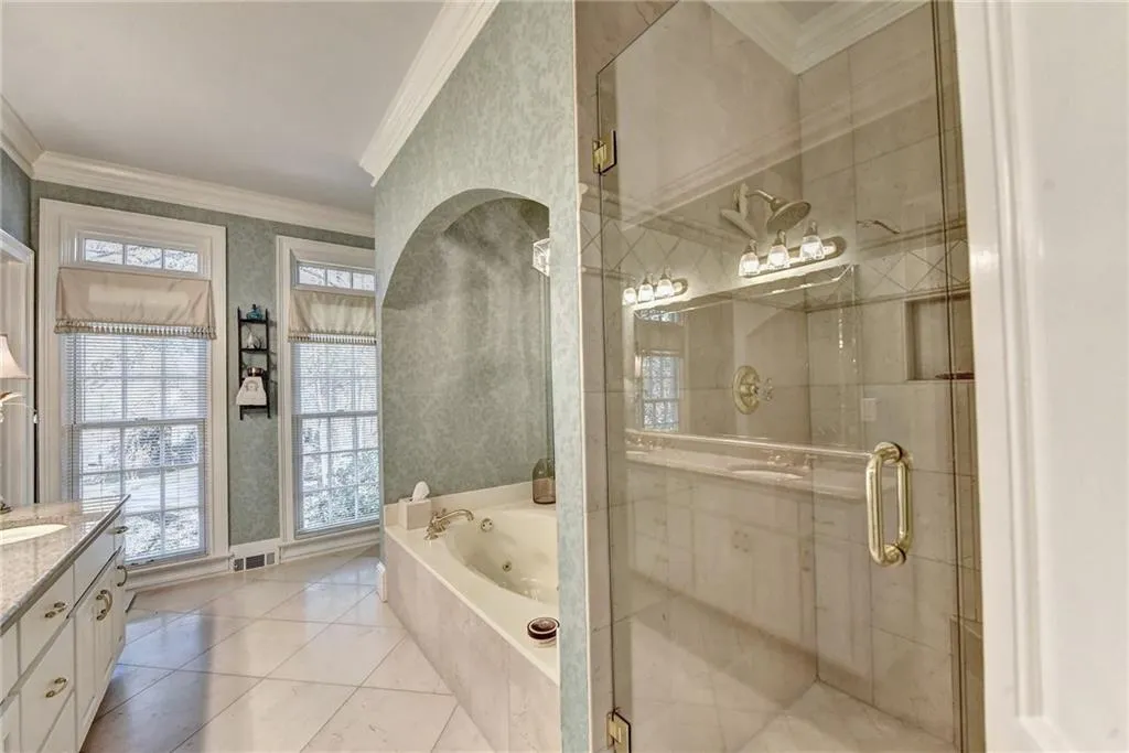 1570 Misty Oaks Drive, Sandy Springs, Georgia 30350, 5 Bedrooms Bedrooms, ,4 BathroomsBathrooms,Residential,Sold,1570 Misty Oaks Drive,6805596