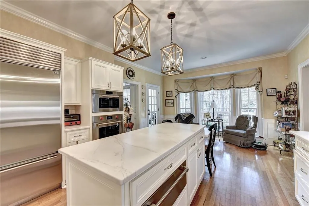 1570 Misty Oaks Drive, Sandy Springs, Georgia 30350, 5 Bedrooms Bedrooms, ,4 BathroomsBathrooms,Residential,Sold,1570 Misty Oaks Drive,6805596