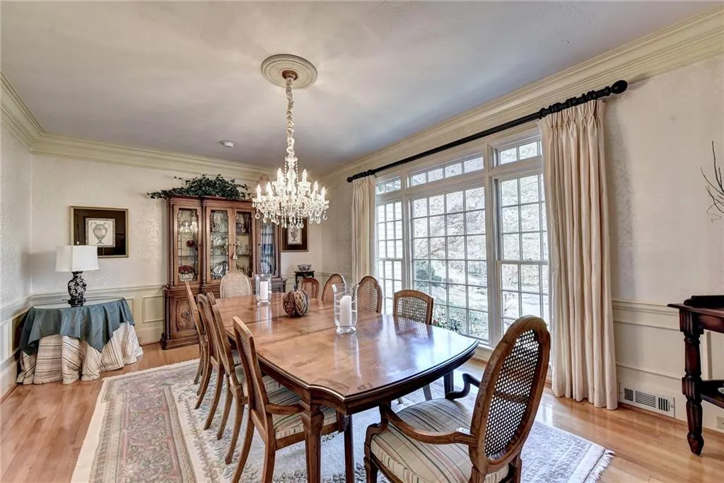 1570 Misty Oaks Drive, Sandy Springs, Georgia 30350, 5 Bedrooms Bedrooms, ,4 BathroomsBathrooms,Residential,Sold,1570 Misty Oaks Drive,6805596