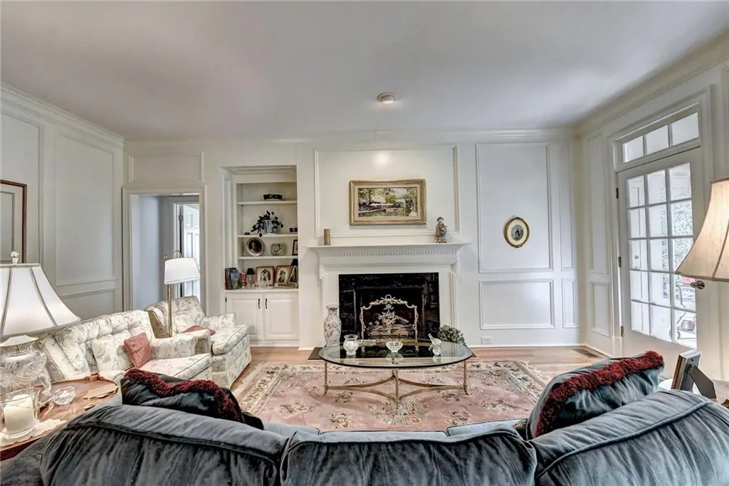 1570 Misty Oaks Drive, Sandy Springs, Georgia 30350, 5 Bedrooms Bedrooms, ,4 BathroomsBathrooms,Residential,Sold,1570 Misty Oaks Drive,6805596