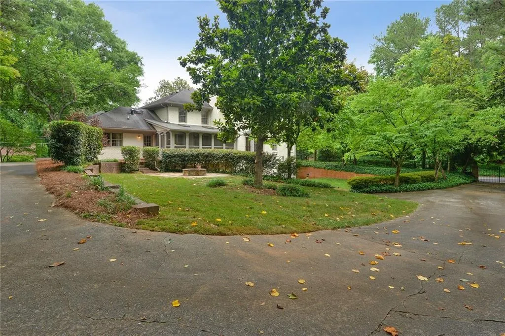 6200 Old Hickory Point, Atlanta, Georgia 30328, 5 Bedrooms Bedrooms, ,5 BathroomsBathrooms,Residential,Sold,6200 Old Hickory Point,6567715