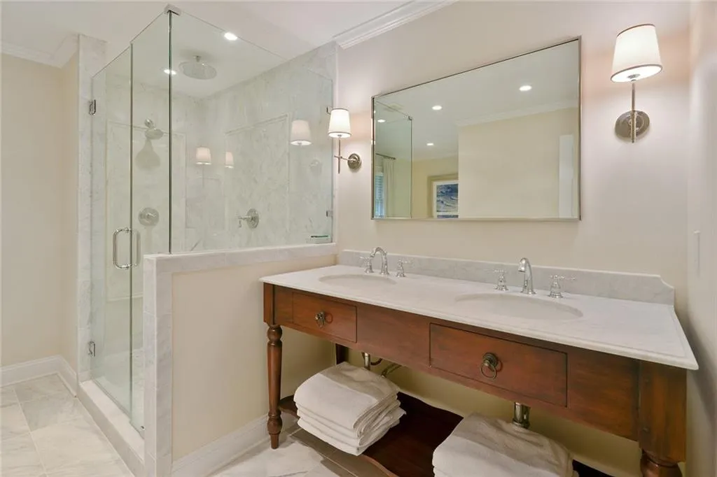 6200 Old Hickory Point, Atlanta, Georgia 30328, 5 Bedrooms Bedrooms, ,5 BathroomsBathrooms,Residential,Sold,6200 Old Hickory Point,6567715