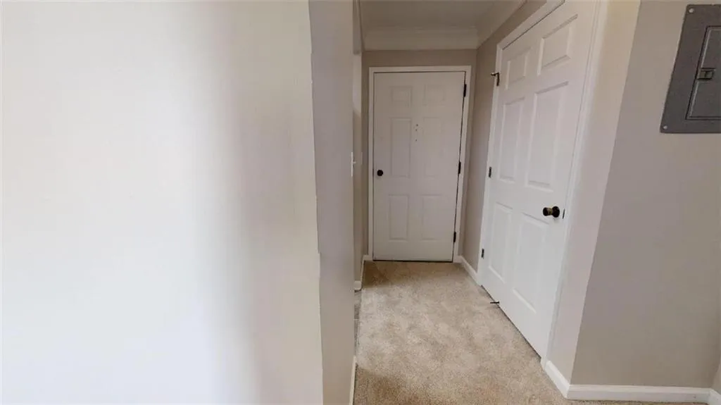 300 Johnson Ferry Road Ne Unit B312, Sandy Springs, Georgia 30328, 1 Bedroom Bedrooms, ,1 BathroomBathrooms,Residential,Sold,300 Johnson Ferry Road Ne Unit B312,6620836