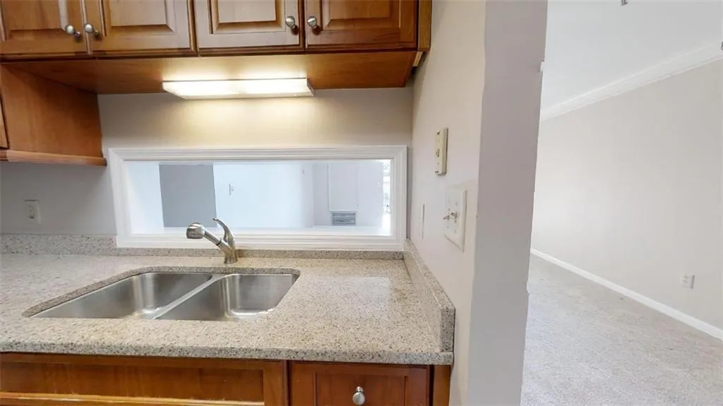 300 Johnson Ferry Road Ne Unit B312, Sandy Springs, Georgia 30328, 1 Bedroom Bedrooms, ,1 BathroomBathrooms,Residential,Sold,300 Johnson Ferry Road Ne Unit B312,6620836