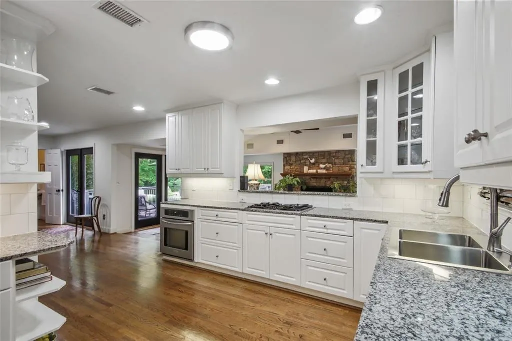 4660 Hitching Post Trail Ne, Atlanta, Georgia 30342, 3 Bedrooms Bedrooms, ,3 BathroomsBathrooms,Residential,Sold,4660 Hitching Post Trail Ne,7041206