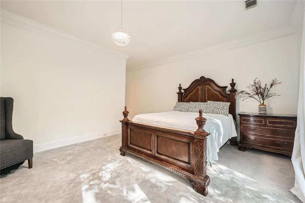 6391 Glenridge Drive Unit 125, Atlanta, Georgia 30328, 4 Bedrooms Bedrooms, ,2 BathroomsBathrooms,Residential,Sold,6391 Glenridge Drive Unit 125,7487897