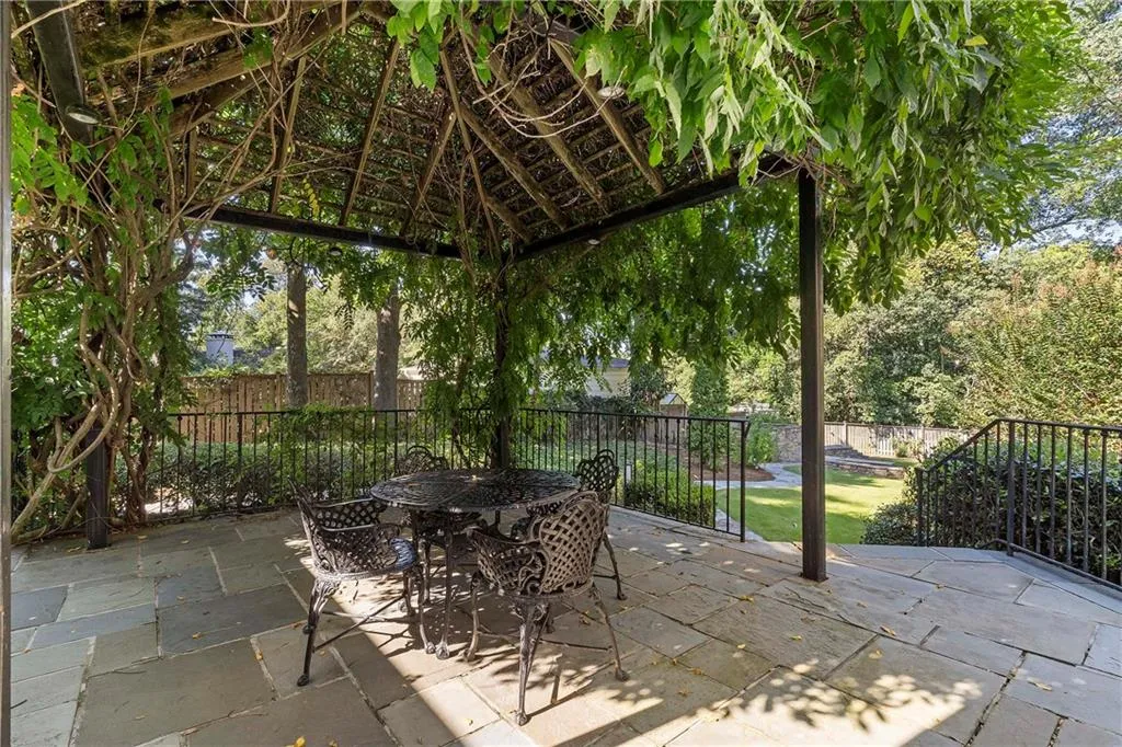 68 N Muscogee Avenue Nw, Atlanta, Georgia 30305, 5 Bedrooms Bedrooms, ,5 BathroomsBathrooms,Residential,For Sale,68 N Muscogee Avenue Nw,7647308