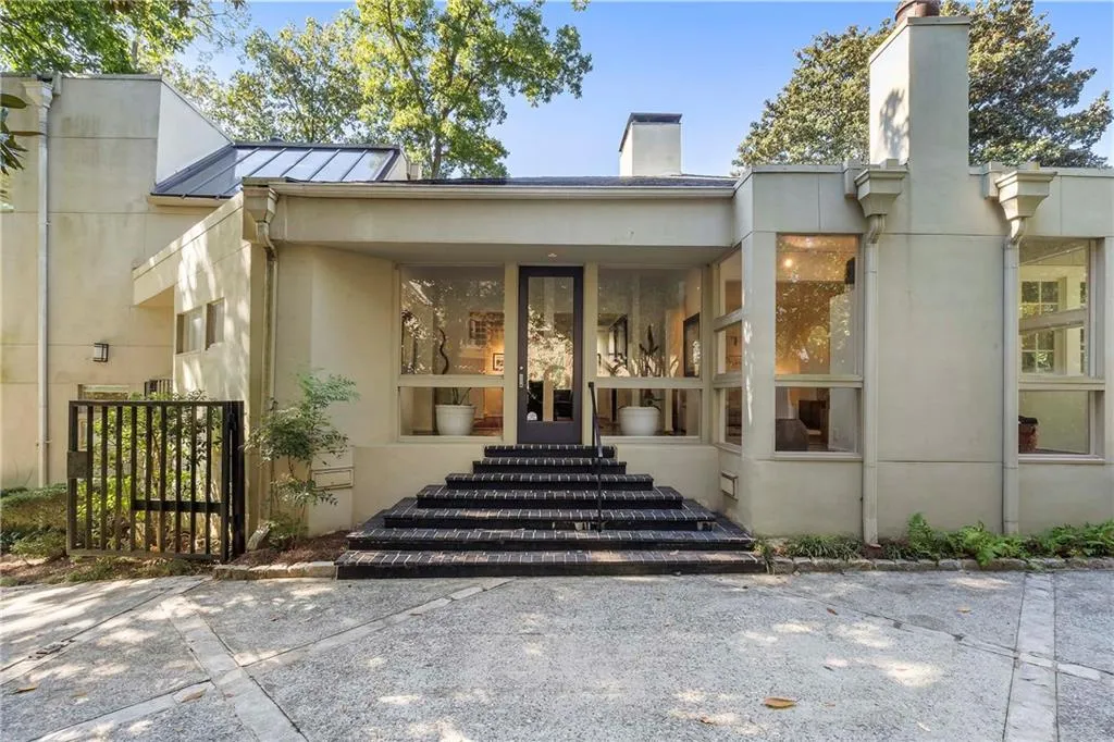 68 N Muscogee Avenue Nw, Atlanta, Georgia 30305, 5 Bedrooms Bedrooms, ,5 BathroomsBathrooms,Residential,For Sale,68 N Muscogee Avenue Nw,7647308