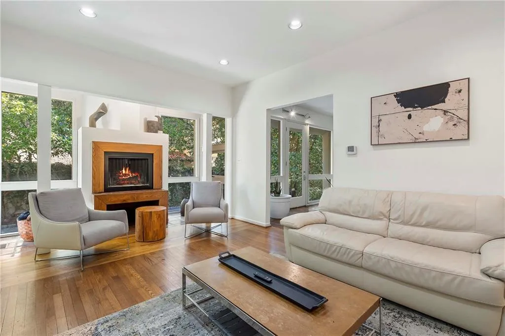 68 N Muscogee Avenue Nw, Atlanta, Georgia 30305, 5 Bedrooms Bedrooms, ,5 BathroomsBathrooms,Residential,For Sale,68 N Muscogee Avenue Nw,7647308