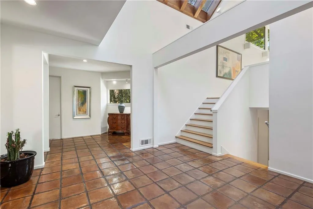 68 N Muscogee Avenue Nw, Atlanta, Georgia 30305, 5 Bedrooms Bedrooms, ,5 BathroomsBathrooms,Residential,For Sale,68 N Muscogee Avenue Nw,7647308