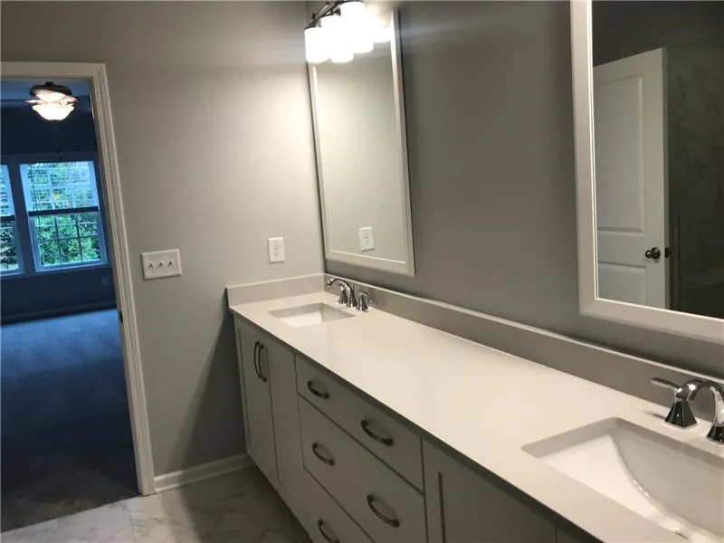 6618 Sterling Drive Unit 681, Sandy Springs, Georgia 30328, 2 Bedrooms Bedrooms, ,2 BathroomsBathrooms,Residential,Sold,6618 Sterling Drive Unit 681,6637581