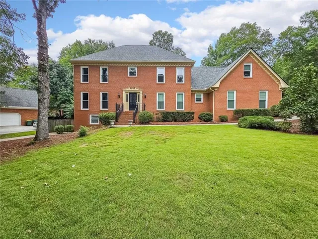 5616 Broxton Circle, Peachtree Corners, Georgia 30092