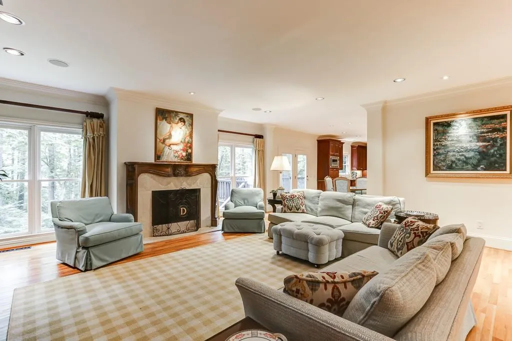 770 Overhill Court Nw, Sandy Springs, Georgia 30328, 5 Bedrooms Bedrooms, ,3 BathroomsBathrooms,Residential,Sold,770 Overhill Court Nw,6581048