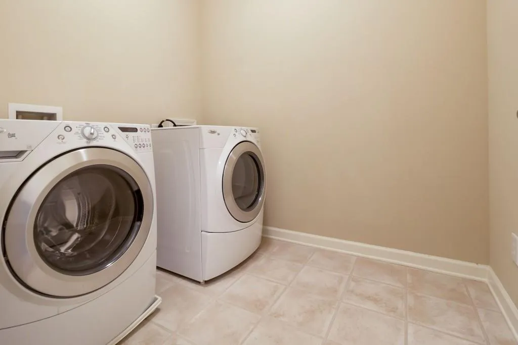 149 Alderwood Hill Unit 114, Sandy Springs, Georgia 30328, 3 Bedrooms Bedrooms, ,3 BathroomsBathrooms,Residential,Sold,149 Alderwood Hill Unit 114,5928288