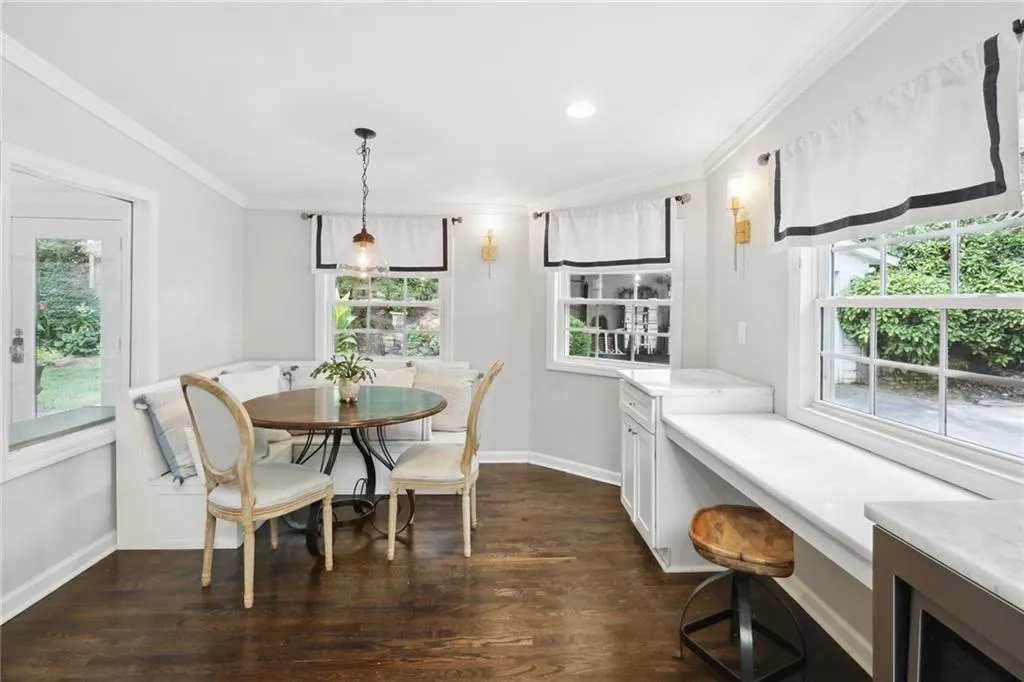 835 Starlight Drive Ne, Sandy Springs, Georgia 30342, 3 Bedrooms Bedrooms, ,2 BathroomsBathrooms,Residential,Sold,835 Starlight Drive Ne,7091175 835 Starlight Drive Ne, Sandy Springs, Georgia 30342, 3 Bedrooms Bedrooms, ,2 BathroomsBathrooms,Residential,Sold,835 Starlight Drive Ne,7091175