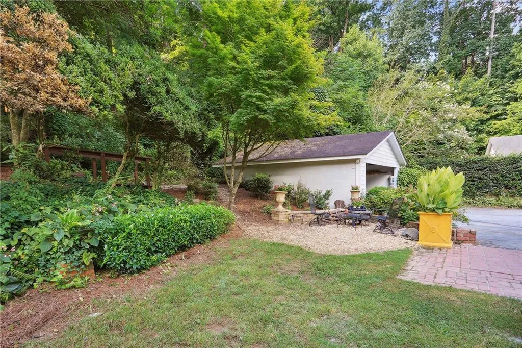 835 Starlight Drive Ne, Sandy Springs, Georgia 30342, 3 Bedrooms Bedrooms, ,2 BathroomsBathrooms,Residential,Sold,835 Starlight Drive Ne,7091175 835 Starlight Drive Ne, Sandy Springs, Georgia 30342, 3 Bedrooms Bedrooms, ,2 BathroomsBathrooms,Residential,Sold,835 Starlight Drive Ne,7091175