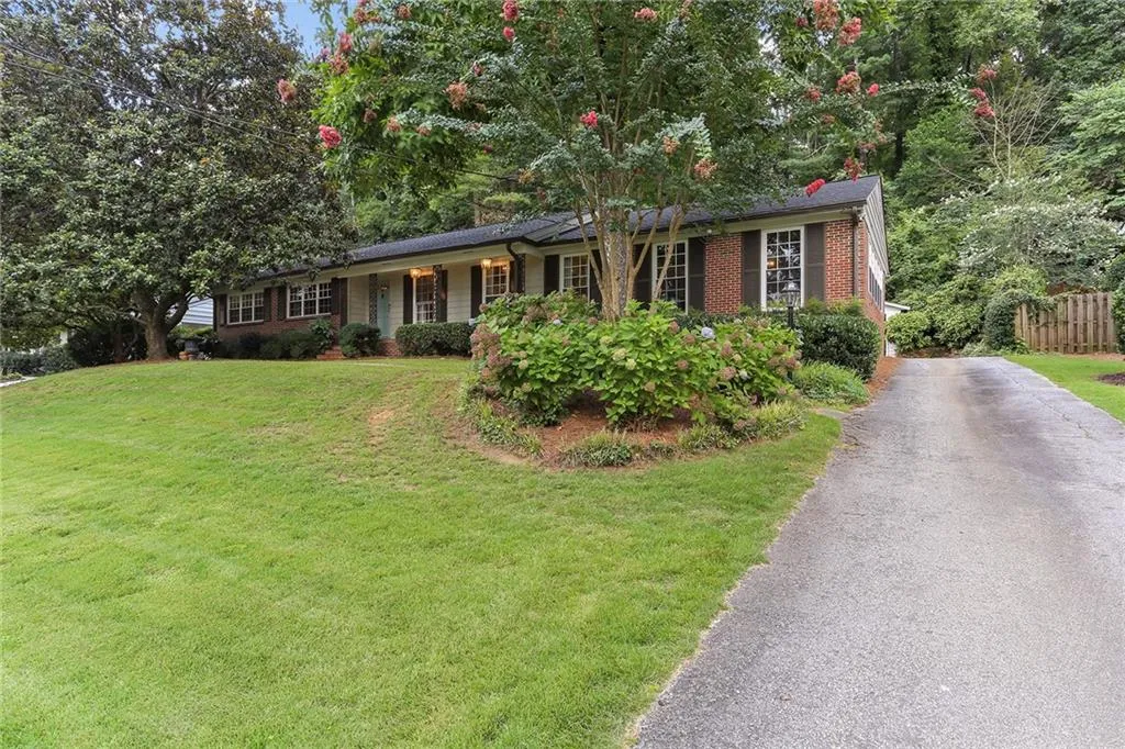 835 Starlight Drive Ne, Sandy Springs, Georgia 30342, 3 Bedrooms Bedrooms, ,2 BathroomsBathrooms,Residential,Sold,835 Starlight Drive Ne,7091175 835 Starlight Drive Ne, Sandy Springs, Georgia 30342, 3 Bedrooms Bedrooms, ,2 BathroomsBathrooms,Residential,Sold,835 Starlight Drive Ne,7091175