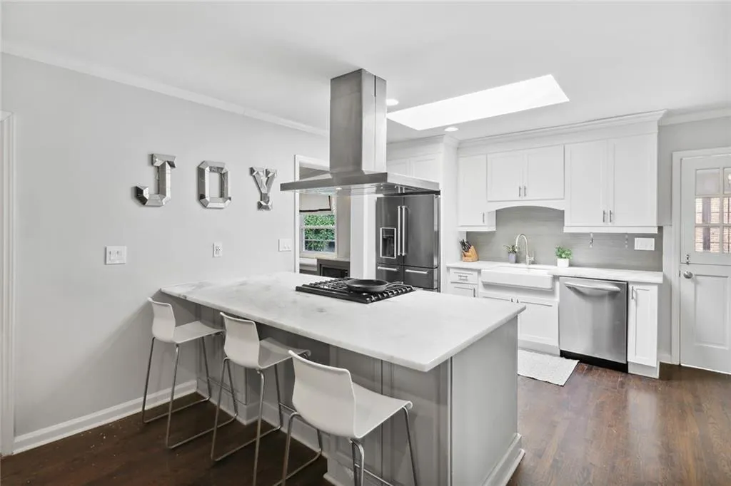 835 Starlight Drive Ne, Sandy Springs, Georgia 30342, 3 Bedrooms Bedrooms, ,2 BathroomsBathrooms,Residential,Sold,835 Starlight Drive Ne,7091175 835 Starlight Drive Ne, Sandy Springs, Georgia 30342, 3 Bedrooms Bedrooms, ,2 BathroomsBathrooms,Residential,Sold,835 Starlight Drive Ne,7091175