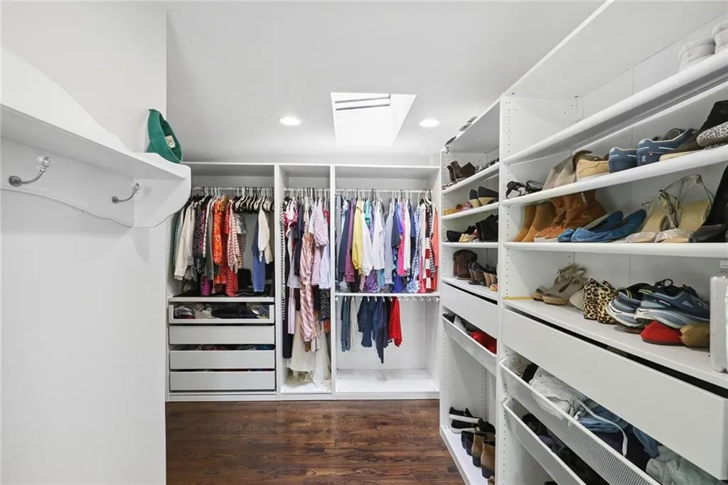 835 Starlight Drive Ne, Sandy Springs, Georgia 30342, 3 Bedrooms Bedrooms, ,2 BathroomsBathrooms,Residential,Sold,835 Starlight Drive Ne,7091175 835 Starlight Drive Ne, Sandy Springs, Georgia 30342, 3 Bedrooms Bedrooms, ,2 BathroomsBathrooms,Residential,Sold,835 Starlight Drive Ne,7091175