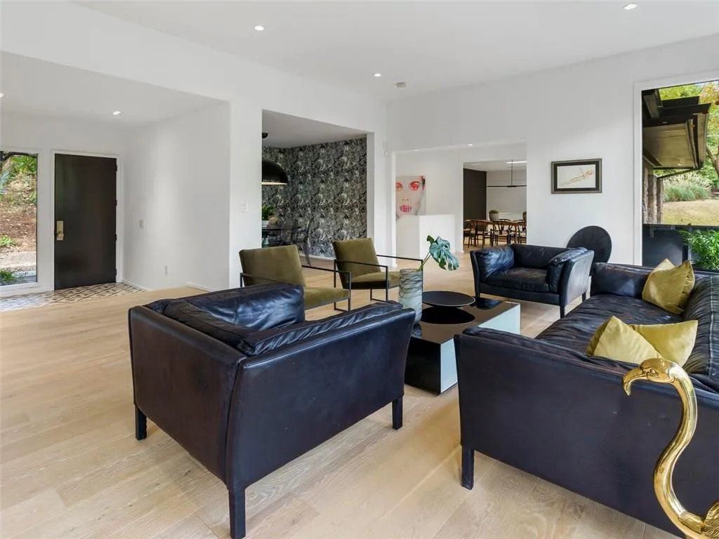 5190 Vernon Springs Trail, Atlanta, Georgia 30327, 4 Bedrooms Bedrooms, ,3 BathroomsBathrooms,Residential,Sold,5190 Vernon Springs Trail,6967552 5190 Vernon Springs Trail, Atlanta, Georgia 30327, 4 Bedrooms Bedrooms, ,3 BathroomsBathrooms,Residential,Sold,5190 Vernon Springs Trail,6967552