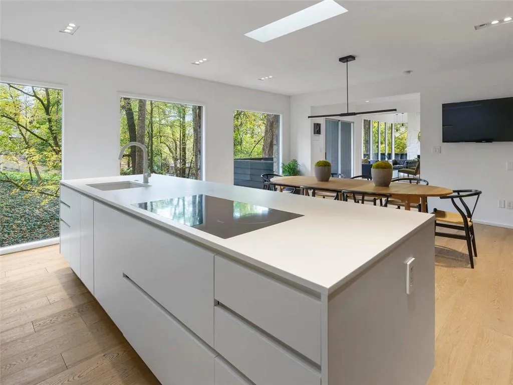 5190 Vernon Springs Trail, Atlanta, Georgia 30327, 4 Bedrooms Bedrooms, ,3 BathroomsBathrooms,Residential,Sold,5190 Vernon Springs Trail,6967552 5190 Vernon Springs Trail, Atlanta, Georgia 30327, 4 Bedrooms Bedrooms, ,3 BathroomsBathrooms,Residential,Sold,5190 Vernon Springs Trail,6967552