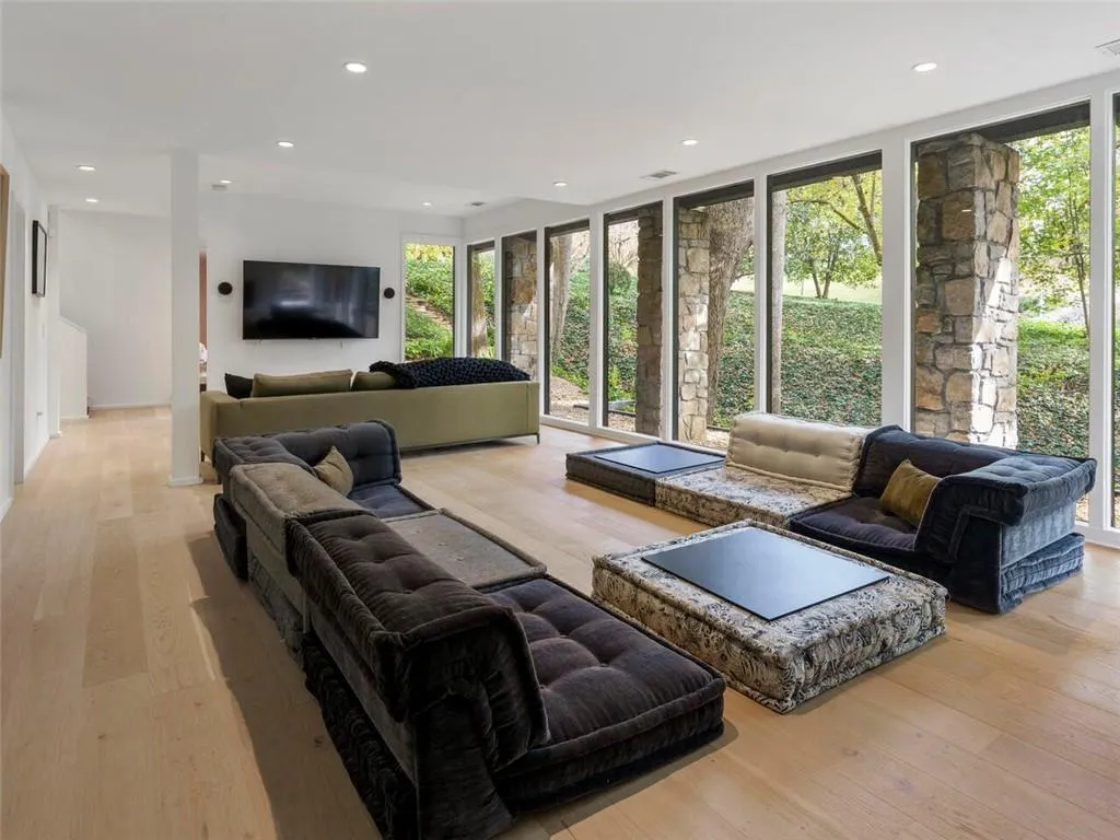 5190 Vernon Springs Trail, Atlanta, Georgia 30327, 4 Bedrooms Bedrooms, ,3 BathroomsBathrooms,Residential,Sold,5190 Vernon Springs Trail,6967552 5190 Vernon Springs Trail, Atlanta, Georgia 30327, 4 Bedrooms Bedrooms, ,3 BathroomsBathrooms,Residential,Sold,5190 Vernon Springs Trail,6967552