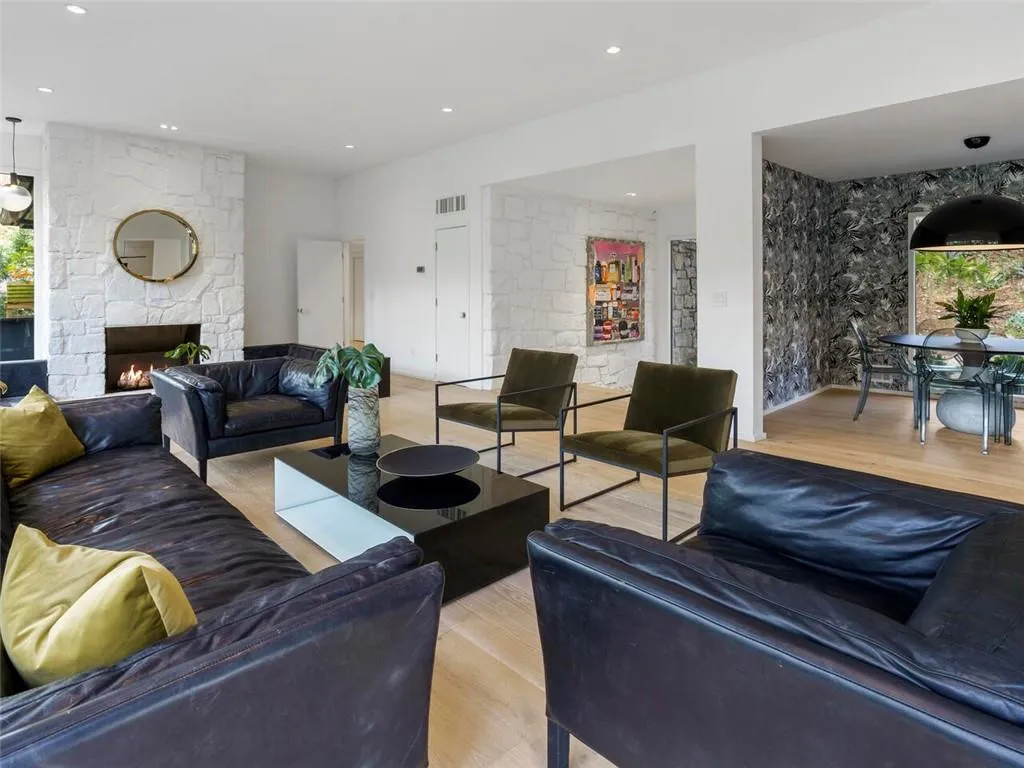 5190 Vernon Springs Trail, Atlanta, Georgia 30327, 4 Bedrooms Bedrooms, ,3 BathroomsBathrooms,Residential,Sold,5190 Vernon Springs Trail,6967552 5190 Vernon Springs Trail, Atlanta, Georgia 30327, 4 Bedrooms Bedrooms, ,3 BathroomsBathrooms,Residential,Sold,5190 Vernon Springs Trail,6967552