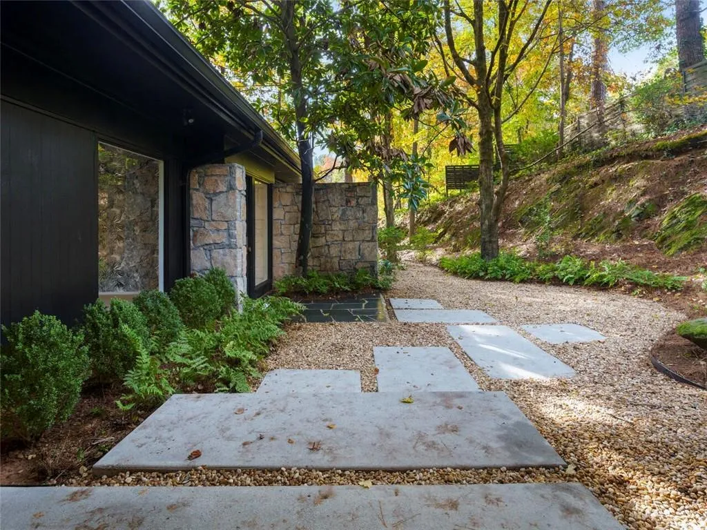 5190 Vernon Springs Trail, Atlanta, Georgia 30327, 4 Bedrooms Bedrooms, ,3 BathroomsBathrooms,Residential,Sold,5190 Vernon Springs Trail,6967552 5190 Vernon Springs Trail, Atlanta, Georgia 30327, 4 Bedrooms Bedrooms, ,3 BathroomsBathrooms,Residential,Sold,5190 Vernon Springs Trail,6967552