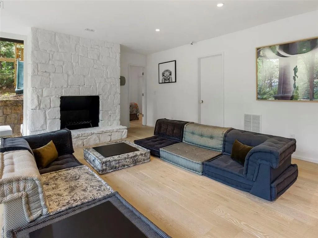 5190 Vernon Springs Trail, Atlanta, Georgia 30327, 4 Bedrooms Bedrooms, ,3 BathroomsBathrooms,Residential,Sold,5190 Vernon Springs Trail,6967552 5190 Vernon Springs Trail, Atlanta, Georgia 30327, 4 Bedrooms Bedrooms, ,3 BathroomsBathrooms,Residential,Sold,5190 Vernon Springs Trail,6967552