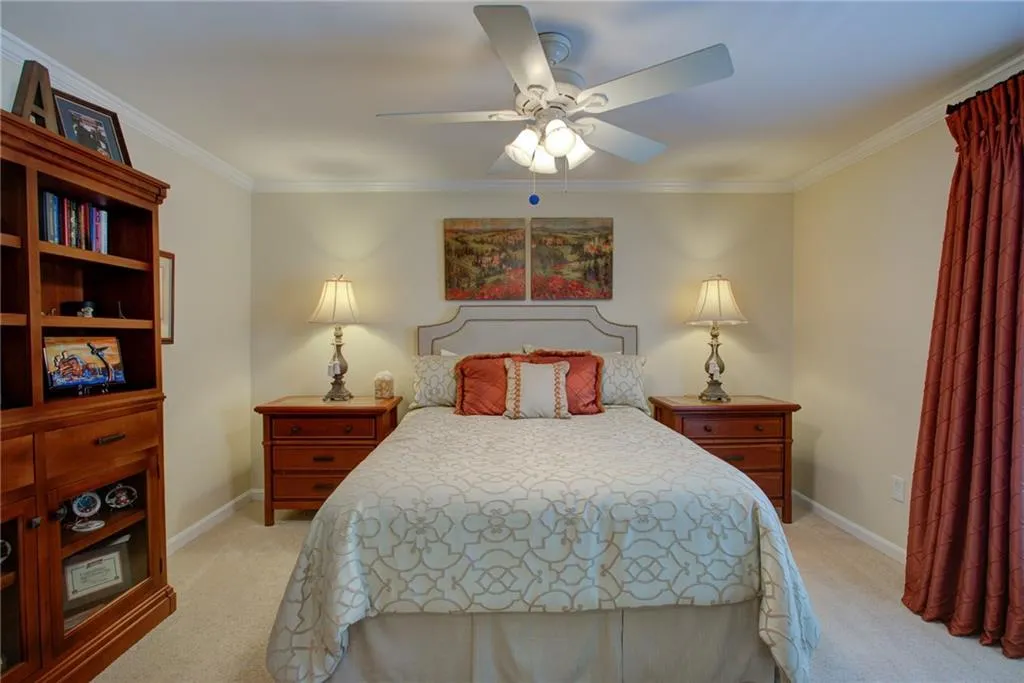 802 Camden Court, Sandy Springs, Georgia 30327, 2 Bedrooms Bedrooms, ,2 BathroomsBathrooms,Residential,Sold,802 Camden Court,7255360