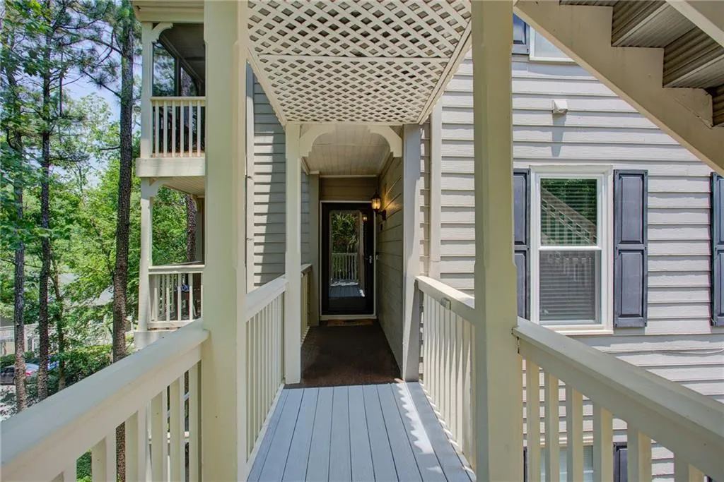 802 Camden Court, Sandy Springs, Georgia 30327, 2 Bedrooms Bedrooms, ,2 BathroomsBathrooms,Residential,Sold,802 Camden Court,7255360