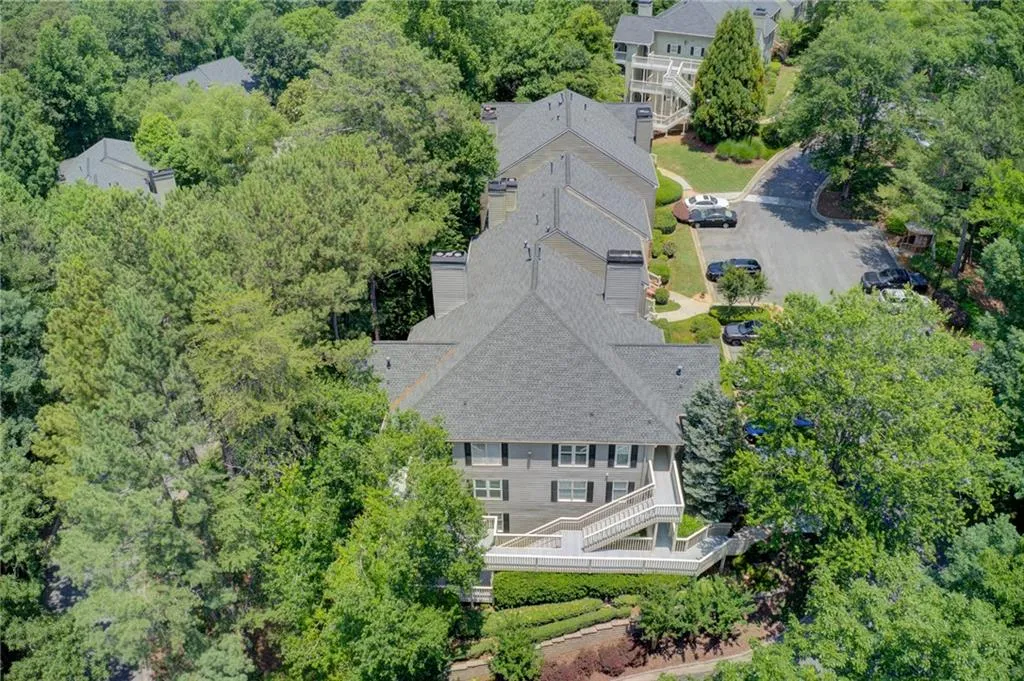 802 Camden Court, Sandy Springs, Georgia 30327, 2 Bedrooms Bedrooms, ,2 BathroomsBathrooms,Residential,Sold,802 Camden Court,7255360