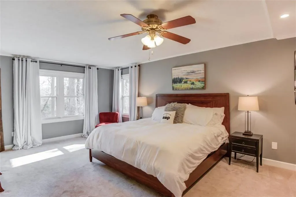 200 Spalding Circle, Sandy Springs, Georgia 30328, 6 Bedrooms Bedrooms, ,4 BathroomsBathrooms,Residential,For Sale,200 Spalding Circle,7698187