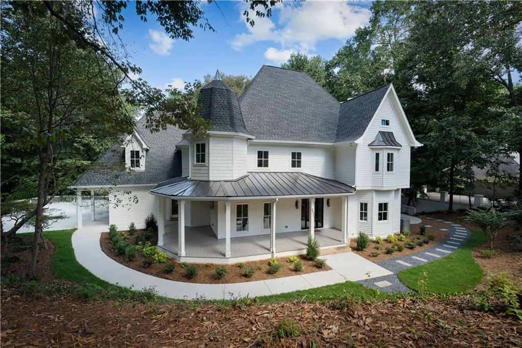 Classic traditional architecture that will never go out of style.