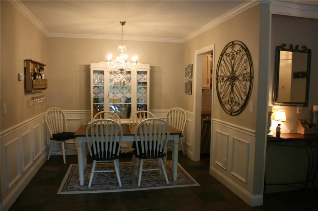 6851 Roswell Road Unit G9, Atlanta, Georgia 30328, 1 Bedroom Bedrooms, ,1 BathroomBathrooms,Residential,Sold,6851 Roswell Road Unit G9,6047968