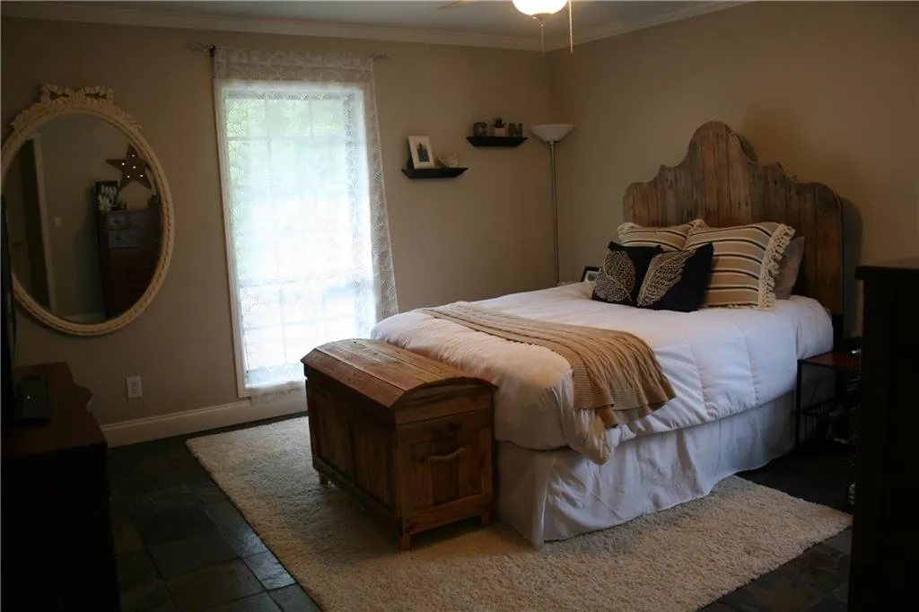 6851 Roswell Road Unit G9, Atlanta, Georgia 30328, 1 Bedroom Bedrooms, ,1 BathroomBathrooms,Residential,Sold,6851 Roswell Road Unit G9,6047968