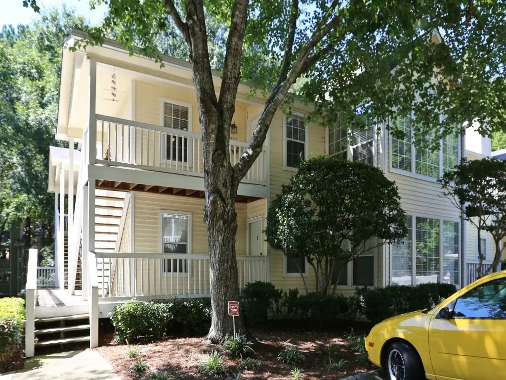 1005 Gettysburg Place Unit 1005, Sandy Springs, Georgia 30350, 2 Bedrooms Bedrooms, ,2 BathroomsBathrooms,Residential,Sold,1005 Gettysburg Place Unit 1005,5749623