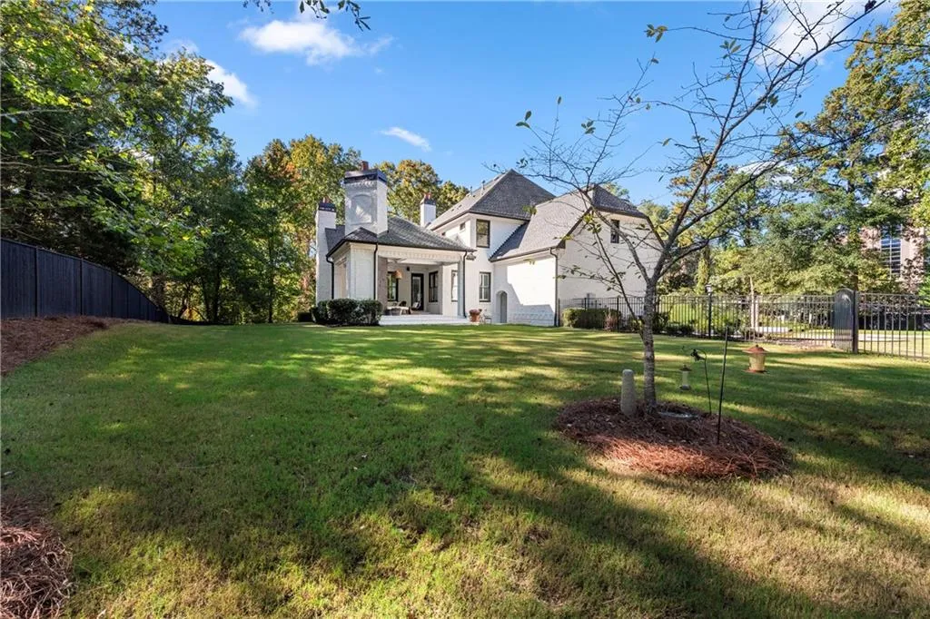 2079 Old Settlement Road Nw, Atlanta, Georgia 30327, 6 Bedrooms Bedrooms, ,6 BathroomsBathrooms,Residential,For Sale,2079 Old Settlement Road Nw,7671414