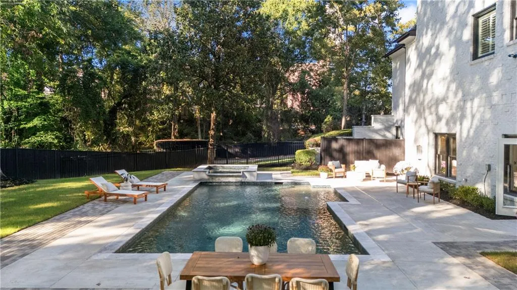 2079 Old Settlement Road Nw, Atlanta, Georgia 30327, 6 Bedrooms Bedrooms, ,6 BathroomsBathrooms,Residential,For Sale,2079 Old Settlement Road Nw,7671414