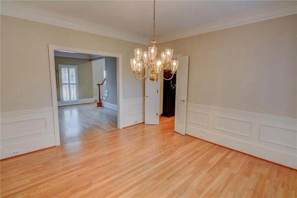 2135 Dunwoody Heritage Drive, Dunwoody, Georgia 30350, 4 Bedrooms Bedrooms, ,5 BathroomsBathrooms,Residential,Sold,2135 Dunwoody Heritage Drive,5797421