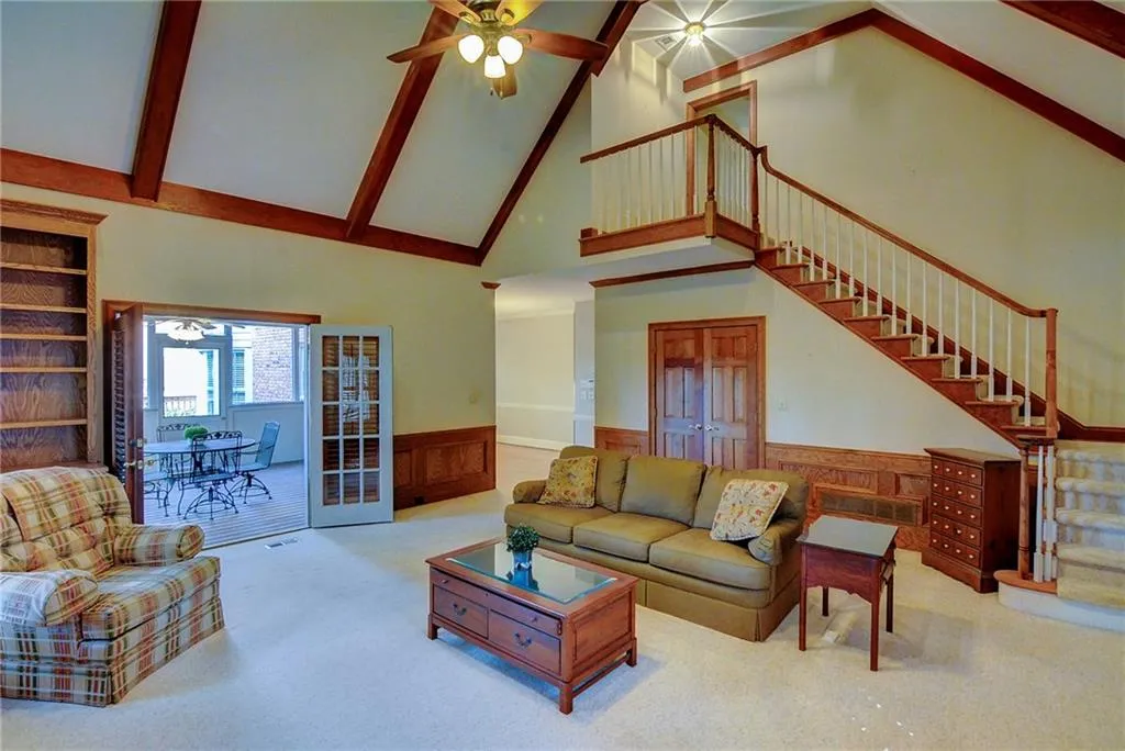 2135 Dunwoody Heritage Drive, Dunwoody, Georgia 30350, 4 Bedrooms Bedrooms, ,5 BathroomsBathrooms,Residential,Sold,2135 Dunwoody Heritage Drive,5797421