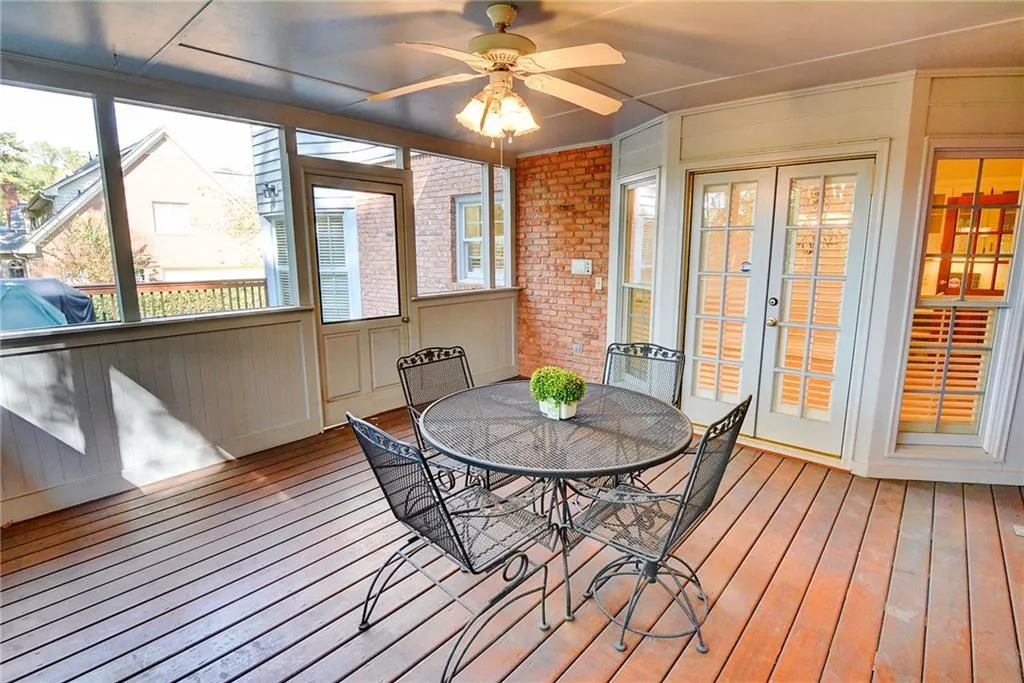 2135 Dunwoody Heritage Drive, Dunwoody, Georgia 30350, 4 Bedrooms Bedrooms, ,5 BathroomsBathrooms,Residential,Sold,2135 Dunwoody Heritage Drive,5797421