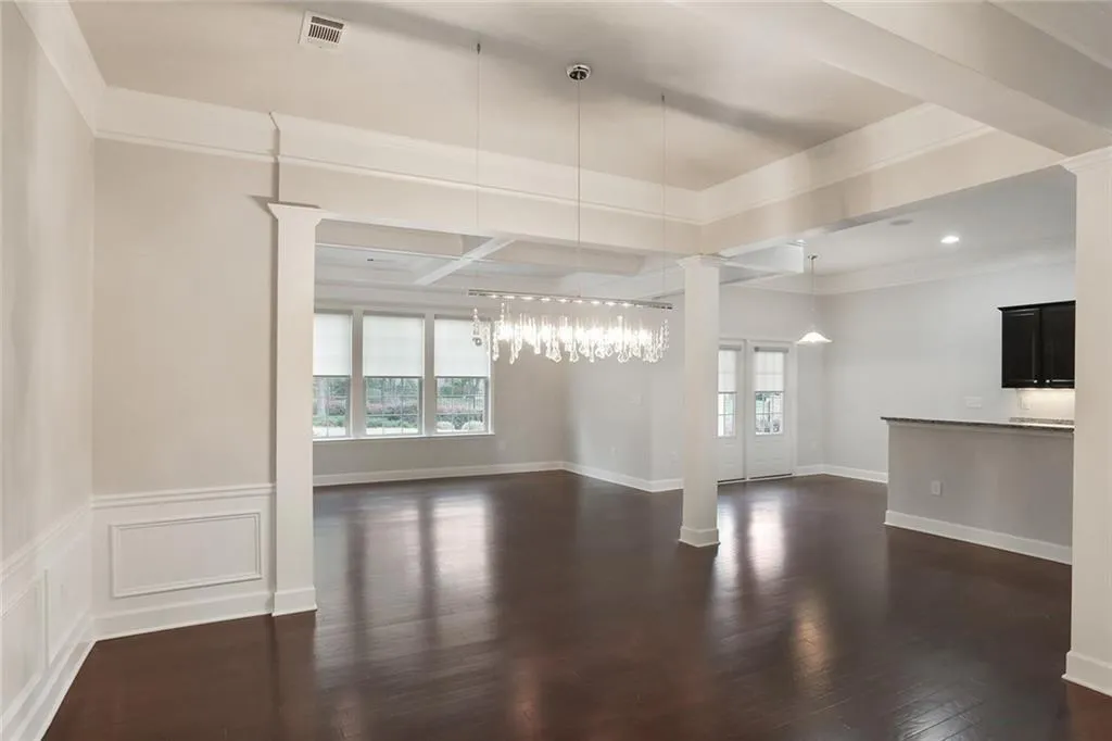 107 Beverly Place, Sandy Springs, Georgia 30328, 3 Bedrooms Bedrooms, ,3 BathroomsBathrooms,Residential,Sold,107 Beverly Place,7013752