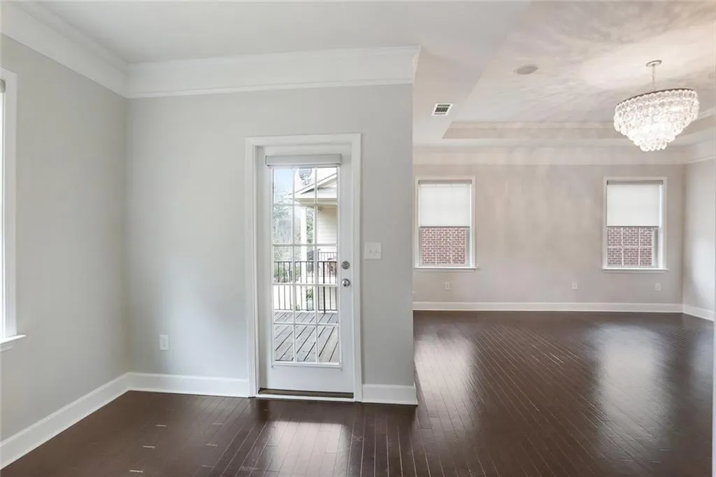 107 Beverly Place, Sandy Springs, Georgia 30328, 3 Bedrooms Bedrooms, ,3 BathroomsBathrooms,Residential,Sold,107 Beverly Place,7013752