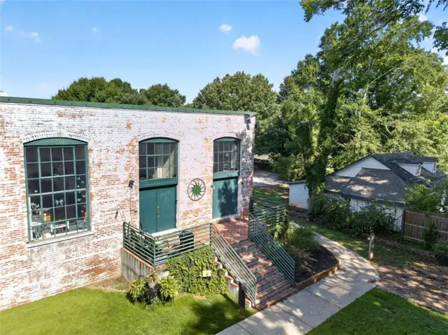 1170