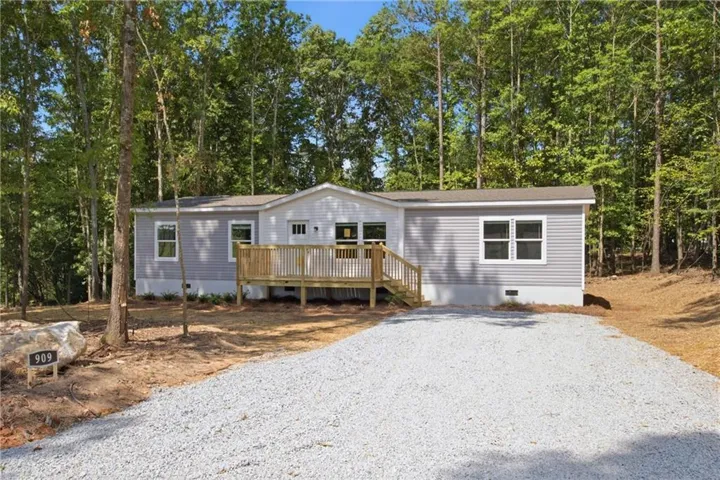 1129 Alto Mud Creek Road, Alto, Georgia 30510