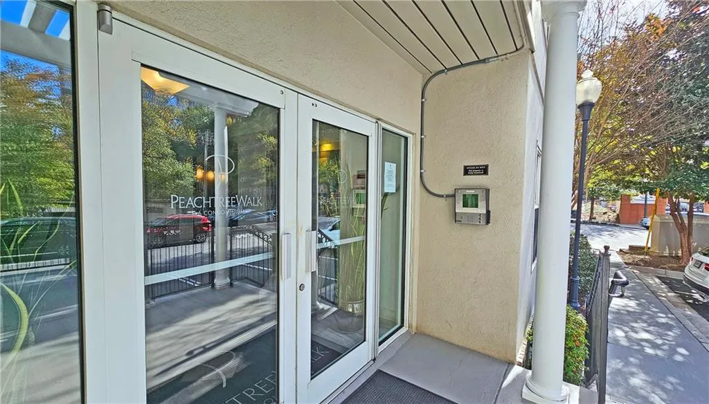 1074 Peachtree Walk Ne Unit B 216, Atlanta, Georgia 30309, 1 Bedroom Bedrooms, ,1 BathroomBathrooms,Residential,For Sale,1074 Peachtree Walk Ne Unit B 216,7619942