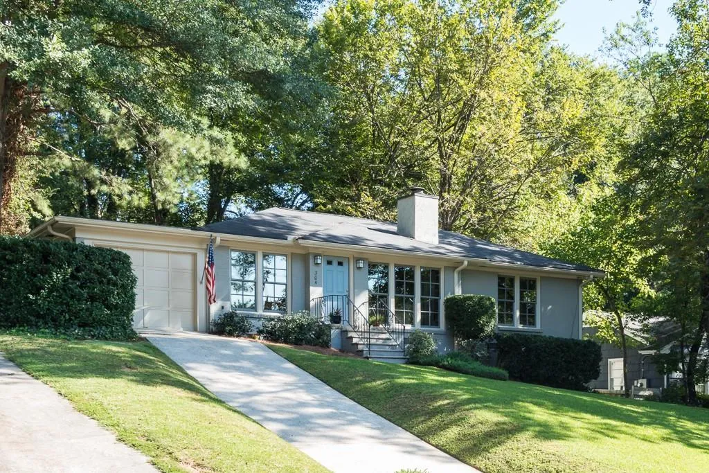 304 Eureka Drive, Atlanta, Georgia 30305, 3 Bedrooms Bedrooms, ,2 BathroomsBathrooms,Residential,Sold,304 Eureka Drive,5596634 304 Eureka Drive, Atlanta, Georgia 30305, 3 Bedrooms Bedrooms, ,2 BathroomsBathrooms,Residential,Sold,304 Eureka Drive,5596634