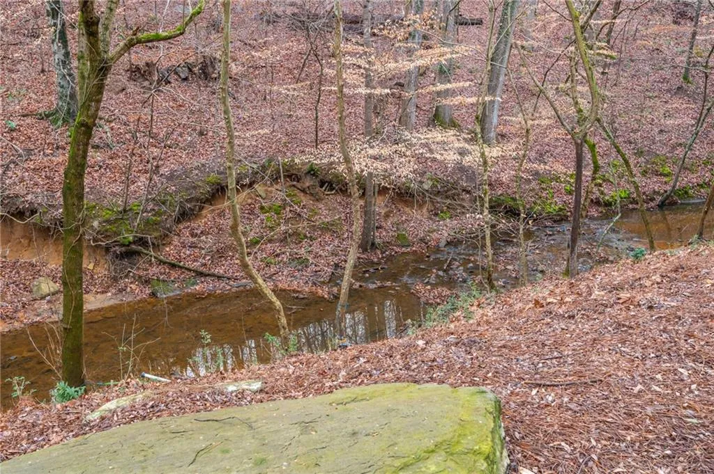 1415 River Vista Drive, Atlanta, Georgia 30339, 3 Bedrooms Bedrooms, 0 ,3 BathroomsBathrooms,Residential,For Sale,1415 River Vista Drive,7731509