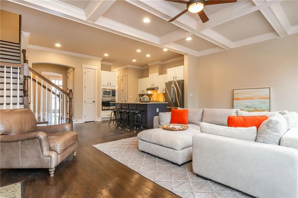 1415 River Vista Drive, Atlanta, Georgia 30339, 3 Bedrooms Bedrooms, 0 ,3 BathroomsBathrooms,Residential,For Sale,1415 River Vista Drive,7731509